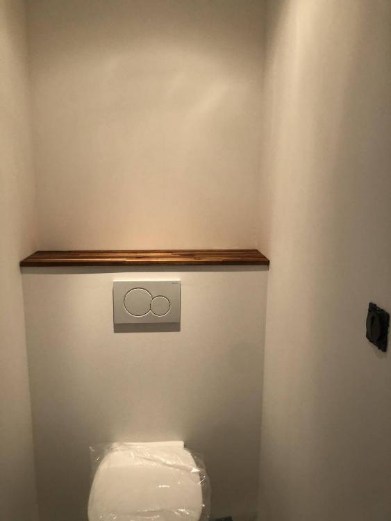 toilette suspendu - Comines